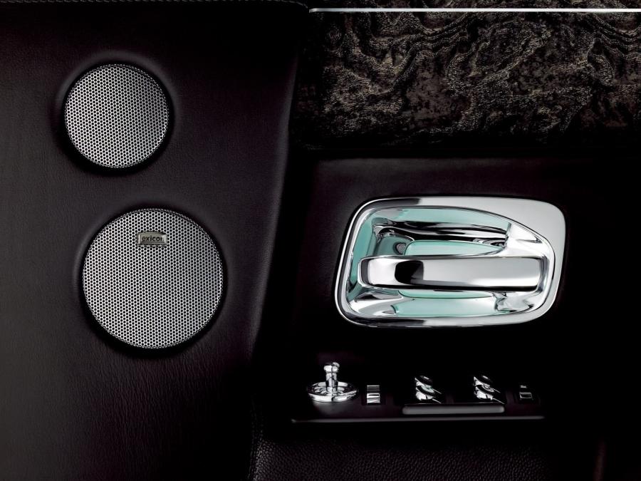  Rolls-Royce Phantom Black 2006 года  (фото 3 из 3)